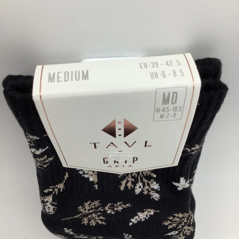 Tavi Aria Grip‎ Socks Ebony Floral Black Crew Yoga Pilates Barre Size Medium NWT
